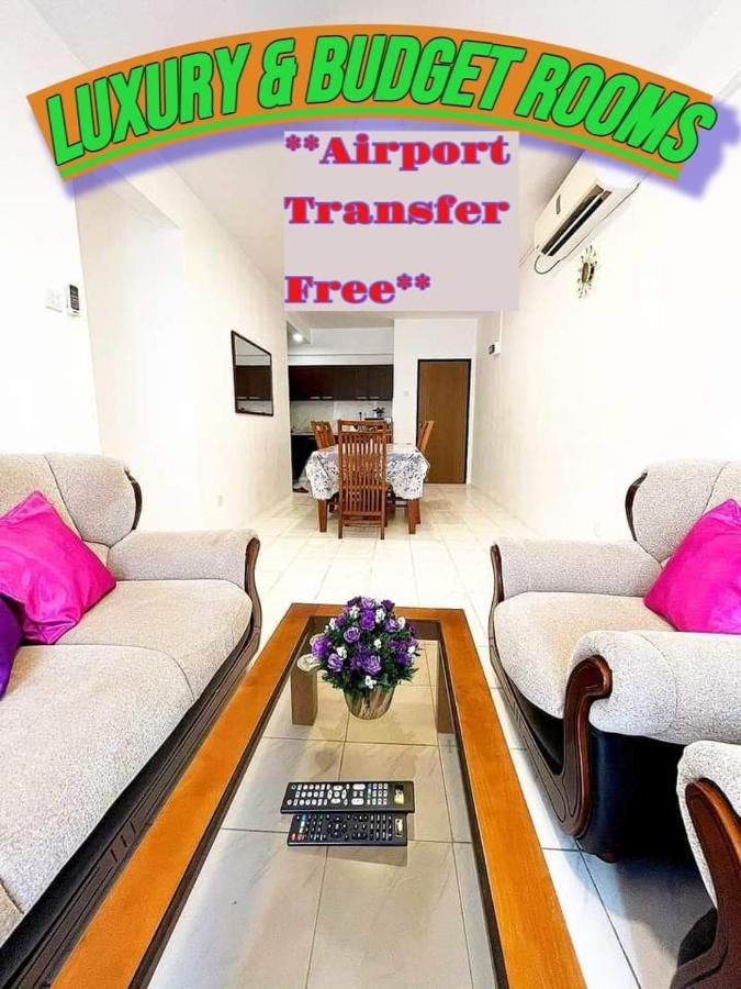 Qiqi Airport Villa Катунаяка Экстерьер фото